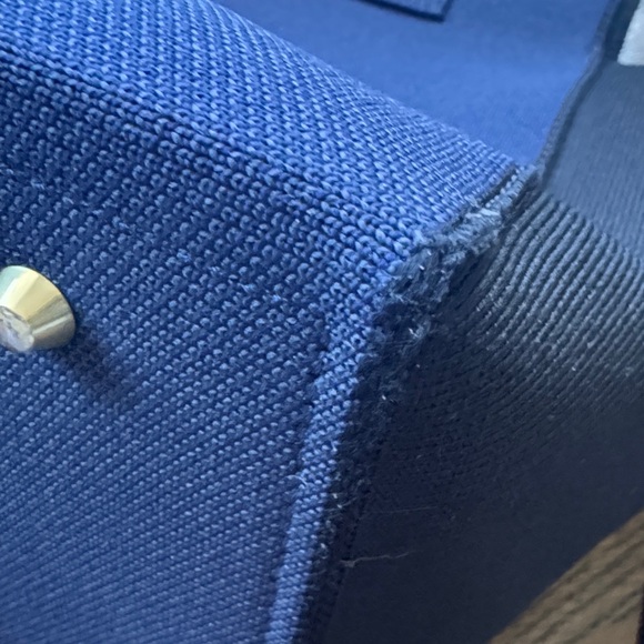 Rothy’s Handbag in Navy Night - Picture 5 of 12